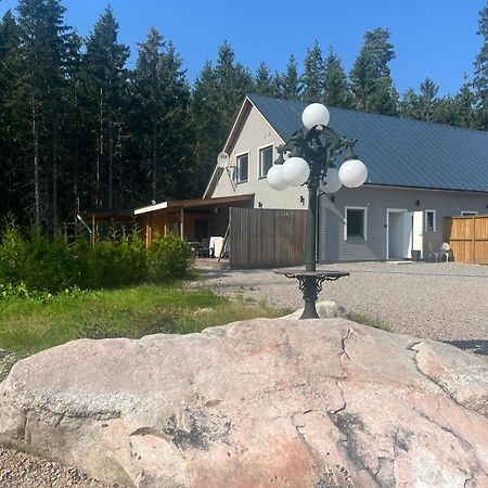 Gaeststuga 100M Fran Sjoen Vislanda Ngoại thất bức ảnh